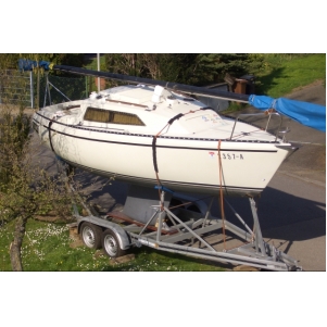 Yacht  Euro 25 Deutschland Binnen Bild 1